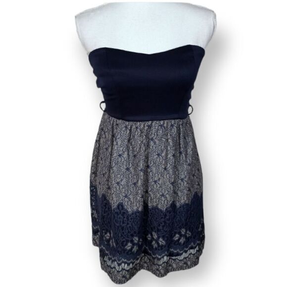 JANUARY 7 NAVY & WHITE STRAPLESS DRESS SZ.S EUC BELT NOT INCLUDED - Picture 1 of 7